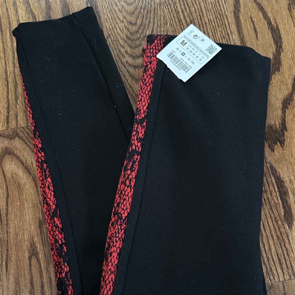 Zara Black and Red Skinny Pants